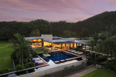 Farm For Sale - NSW - Broken Head - 2481 - Australia's Finest Beachfront Home in the Byron Bay Region  (Image 2)