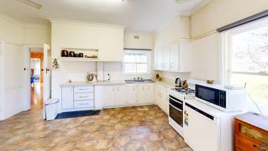 Farm For Sale - VIC - Numurkah - 3636 - Affordable Family Lifestyle Property  (Image 2)