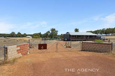 Farm For Sale - WA - Wundowie - 6560 - "Rural Bliss"  (Image 2)