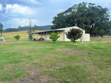 Farm For Sale - VIC - Maintongoon - 3714 - Superb Grazing Opportunity !  (Image 2)