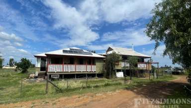 Farm For Sale - QLD - Dalby - 4405 - CHARACTER, CHARM, OVER 2 ACRES AND POTENTIAL PLUS  (Image 2)