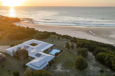 Farm For Sale - NSW - Ulladulla - 2539 - 'Dunes' Awe inspiring Beachfront Acres  (Image 2)