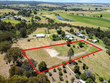 Farm For Sale - VIC - Bruthen - 3885 - LIFESTYLE BLOCK OF OVER AN ACRE WITH STUNNING VIEWS  (Image 2)