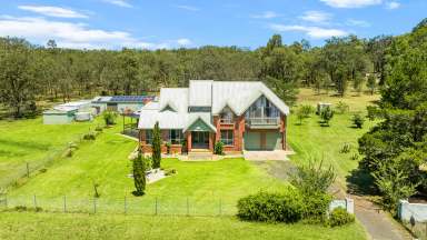 Farm For Sale - VIC - Glenmaggie - 3858 - Unique Lakeside Opportunity  (Image 2)