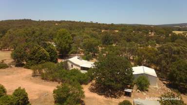 Farm For Sale - WA - Clackline - 6564 - A Rural Retreat  (Image 2)