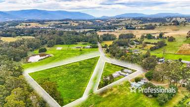 Farm For Sale - VIC - Yellingbo - 3139 - SEVEN PILLARS  (Image 2)