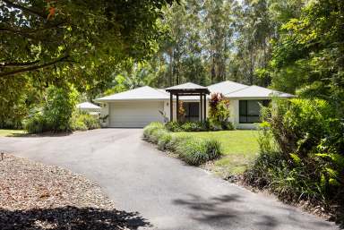 Farm For Sale - QLD - Doonan - 4562 - Magnificent Dual Living in Desirable Doonan  (Image 2)