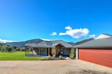 Farm For Sale - VIC - Wandiligong - 3744 - Escape to Paradise!  (Image 2)