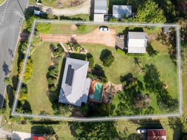 Farm For Sale - Qld - Wamuran - 4512 - Premium Lakeside Living  (Image 2)