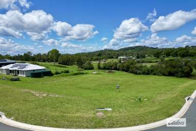 Farm For Sale - QLD - Chatsworth - 4570 - Creek Front 1.15 acre Property!  (Image 2)