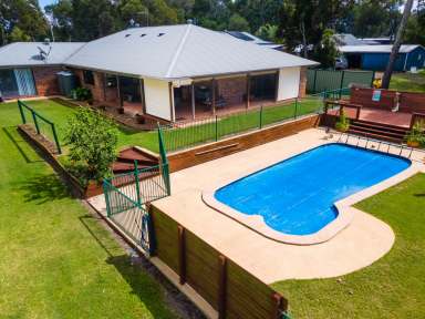 Farm For Sale - QLD - Coonarr - 4670 - 4-BR Entertainer's Delight - Granny Flat - Inground Pool  (Image 2)