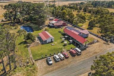 Farm For Sale - VIC - French Island - 3921 - A Once-in-a-Lifetime Investment & Lifestyle Opportunity - Freehold.  (Image 2)