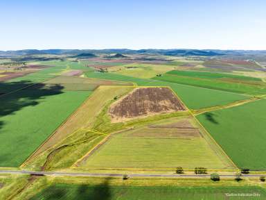 Farm For Sale - QLD - Missen Flat - 4361 - Don't Miss This One!  (Image 2)