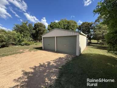 Farm For Sale - QLD - Booie - 4610 - Family Brick Home on 5368m2  (Image 2)