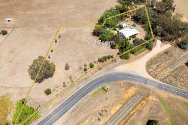 Farm For Sale - VIC - Strangways - 3461 - Charming Country Escape  (Image 2)