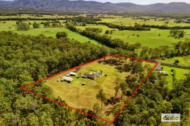 Farm For Sale - NSW - Melinga - 2430 - LUXURIOUS LIVING ON PICTURESQUE LIFESTYLE ACRES  (Image 2)