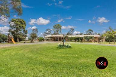 Farm For Sale - VIC - Tongala - 3621 - Beautiful Rural Property Set On 4.9 Acres  (Image 2)