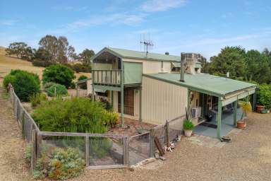 Farm For Sale - VIC - Bonnie Doon - 3720 - POLLOCKS AVENUE  (Image 2)