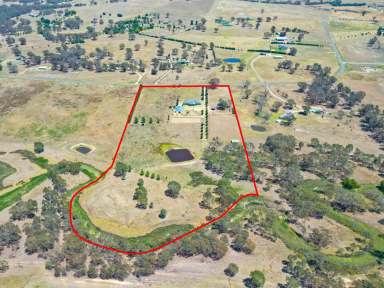 Farm For Sale - NSW - Young - 2594 - Family Home Positioned on 18.2acs* With a Large Shed & Horse Facilities  (Image 2)