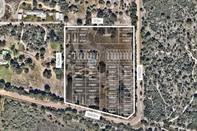 Farm For Sale - WA - Pinjarra - 6208 - PRIME DEVELOPMENT OPPORTUNITY IN THE RAPIDLY GROWING PEEL REGION  (Image 2)