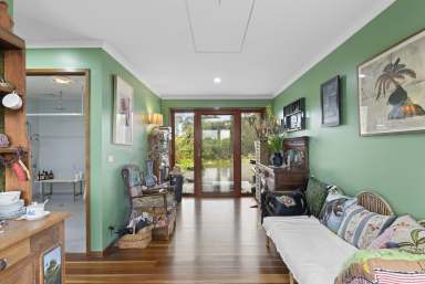 Farm For Sale - VIC - Heathcote - 3523 - LIVE THE GOOD LIFE  (Image 2)