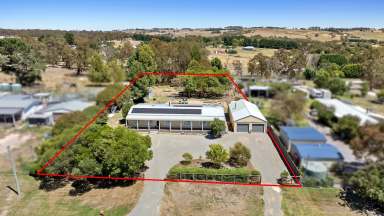 Farm For Sale - NSW - Crookwell - 2583 - Country Haven on 1-acre!  (Image 2)