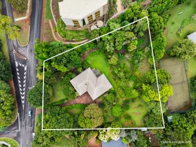 Farm For Sale - QLD - Middle Ridge - 4350 - Private Middle Ridge Oasis on an Acre  (Image 2)