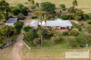 Farm For Sale - QLD - Allora - 4362 - IMMACULATE FAMILY HOME ON 5.9 ACRES  (Image 2)