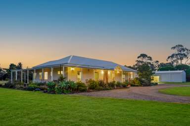 Farm For Sale - VIC - Port Albert - 3971 - Luxurious Country Lifestyle  (Image 2)