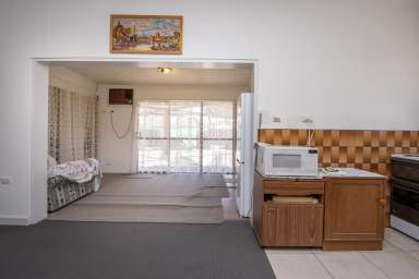 Farm For Sale - SA - Port Pirie - 5540 - Little house on massive allotments  (Image 2)