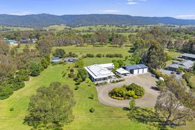 Farm For Sale - VIC - Yarck - 3719 - The ultimate country lifestyle!  (Image 2)