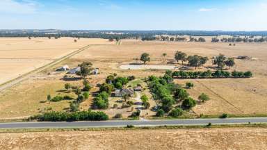 Farm For Sale - VIC - Lilliput - 3682 - URALLA AGGREGATION - Cropping and livestock production  (Image 2)