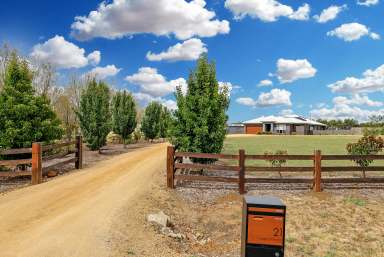 Farm For Sale - VIC - Woodford - 3281 - Exquisite Lifestyle Property on Acreage  (Image 2)