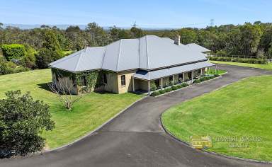 Farm For Sale - NSW - South Maroota - 2756 - Unrivalled Family Acreage Living  (Image 2)