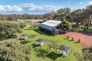 Farm For Sale - WA - Yallingup - 6282 - A Rare Gem in the Margaret River Wine Region  (Image 2)