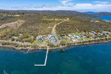 Farm For Sale - TAS - Murdunna - 7178 - North facing 1ha dream allotment with waterviews  (Image 2)