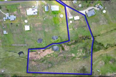 Farm For Sale - NSW - Clarence Town - 2321 - YOUR COUNTRY ESCAPE AWAITS  (Image 2)