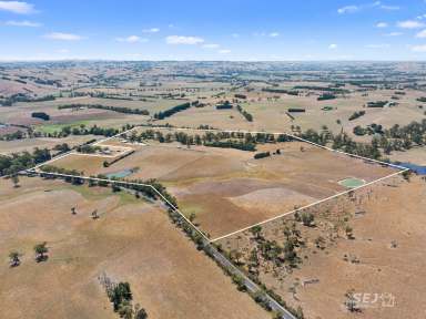 Farm For Sale - VIC - Stony Creek - 3957 - Quality Grazing - Central Location  (Image 2)