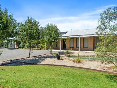 Farm For Sale - VIC - Yarrawonga - 3730 - Luxury Meets Lifestyle on Havenstock Drive  (Image 2)