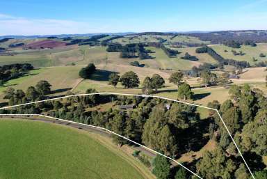 Farm Tender - VIC - Thorpdale - 3835 - Dream Rural Property - Large Shed, Acreage & Family Home in Thorpdale  (Image 2)