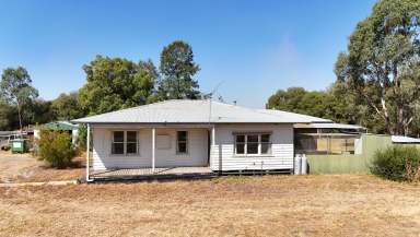 Farm For Sale - VIC - Invergordon - 3636 - AFFORDABLE LIFESTYLE PROPERTY  (Image 2)