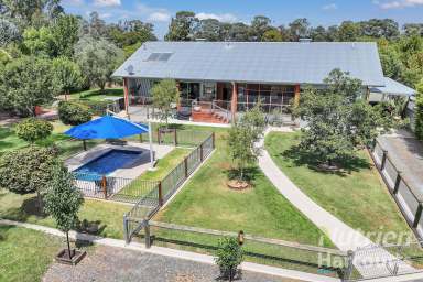 Farm For Sale - VIC - Echuca Village - 3564 - "Wahroonga" Stunning Lifestyle Property in Echuca Village  (Image 2)