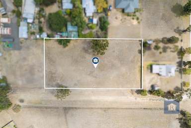 Farm For Sale - VIC - Cressy - 3322 - Endless Opportunities in the Heart of Cressy...  (Image 2)