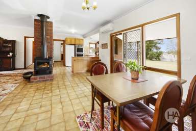 Farm For Sale - VIC - Baxter - 3911 - Country Serenity A Stone’s Throw From Shops & Restaurants  (Image 2)