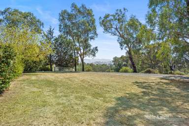 Farm For Sale - VIC - Yea - 3717 - Meadow Rise on 3.31 Acres Approx  (Image 2)