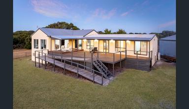 112 Scotts Lane, French Island VIC 3921