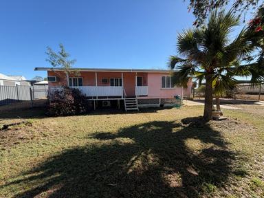 13 Dundee Street, Queenton QLD 4820
