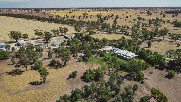 ***UNDER OFFER***"Olive Grove" 763 Frances Road, Bordertown SA 5268