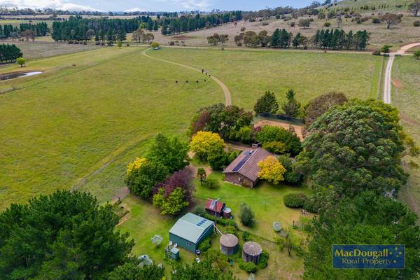 30 Trevellie Lane, Armidale NSW 2350