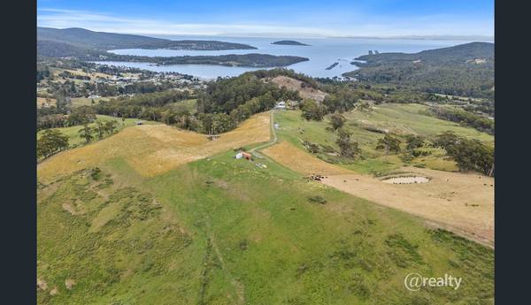 100 Nichols Road, Nubeena TAS 7184
